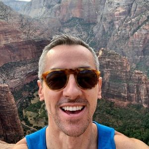 Meet your Posher, Jonathan